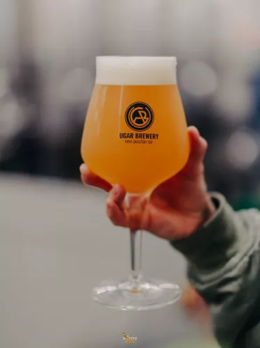 Ugar Trailer 47- Lush and Thick   (0,33L) (8,5 %)